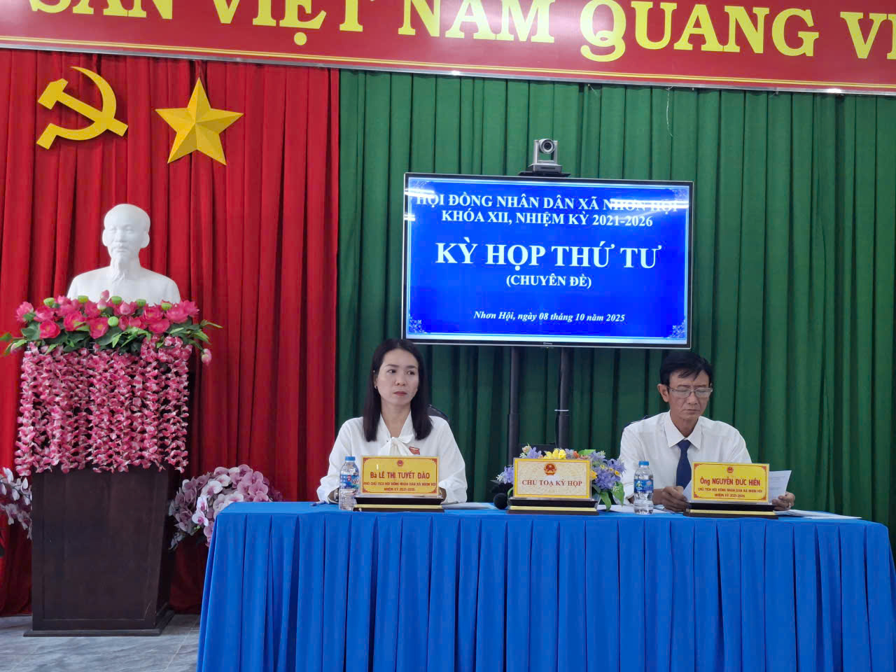 Chủ tọa kỳ họp